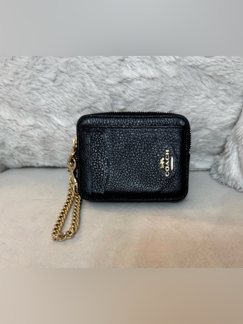 Coach Zip Card Case Black Pebbled Leather